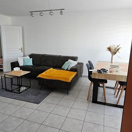Apartamento Le Cocon De Soie Superbe T3 A Vaulx En Velin Exterior foto
