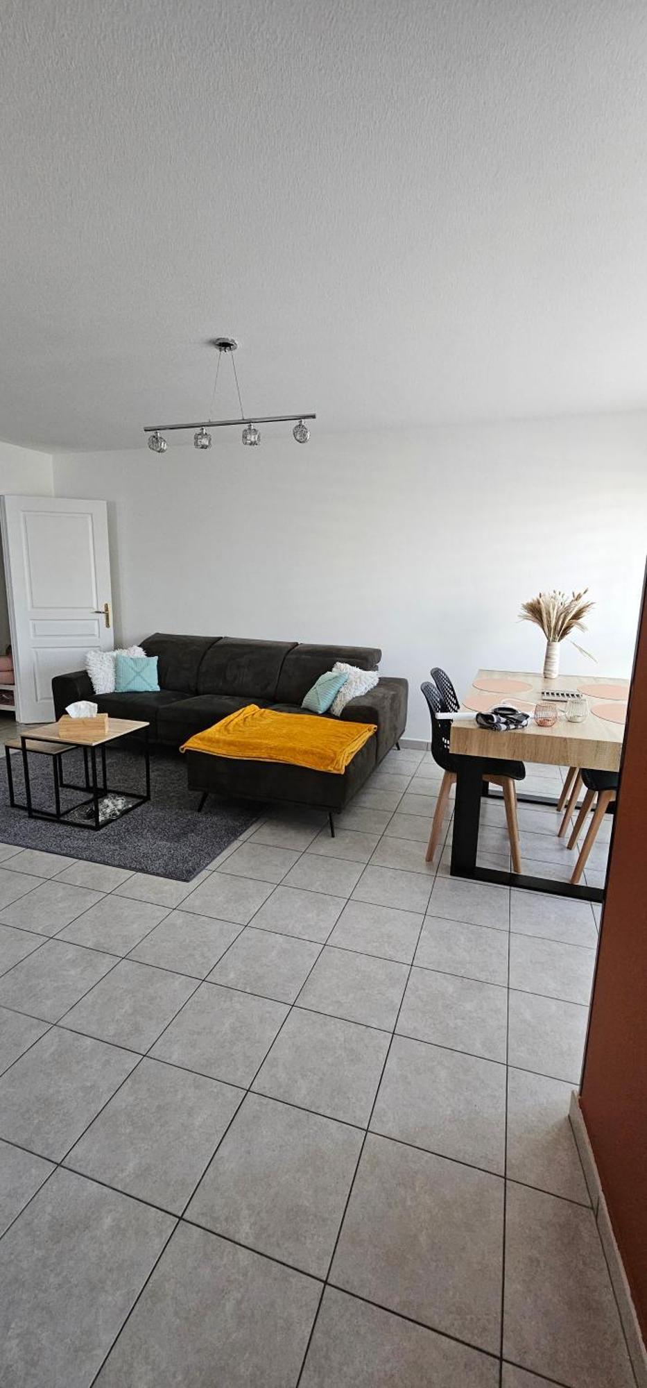 Apartamento Le Cocon De Soie Superbe T3 A Vaulx En Velin Exterior foto